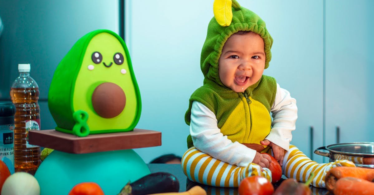 découvrez l'irrésistible caviar d'aubergine, une délicieuse purée d'aubergine relevée d'épices et d'aromates, parfaite en entrée ou en accompagnement. savourez une explosion de saveurs méditerranéennes dans chaque cuillerée.