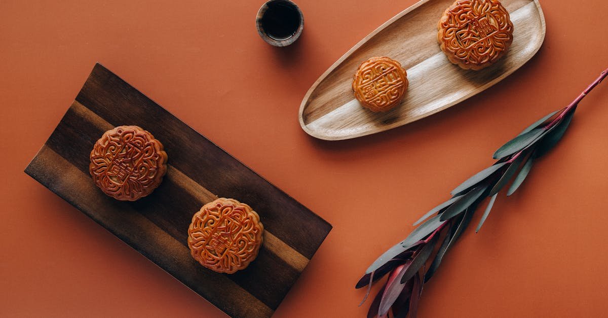 découvrez tout sur la pâte brisée, un incontournable en pâtisserie. apprenez à préparer cette base délicieuse et versatile, idéale pour vos tartes salées et sucrées. suivez nos conseils et astuces pour réussir vos recettes et impressionner vos convives !